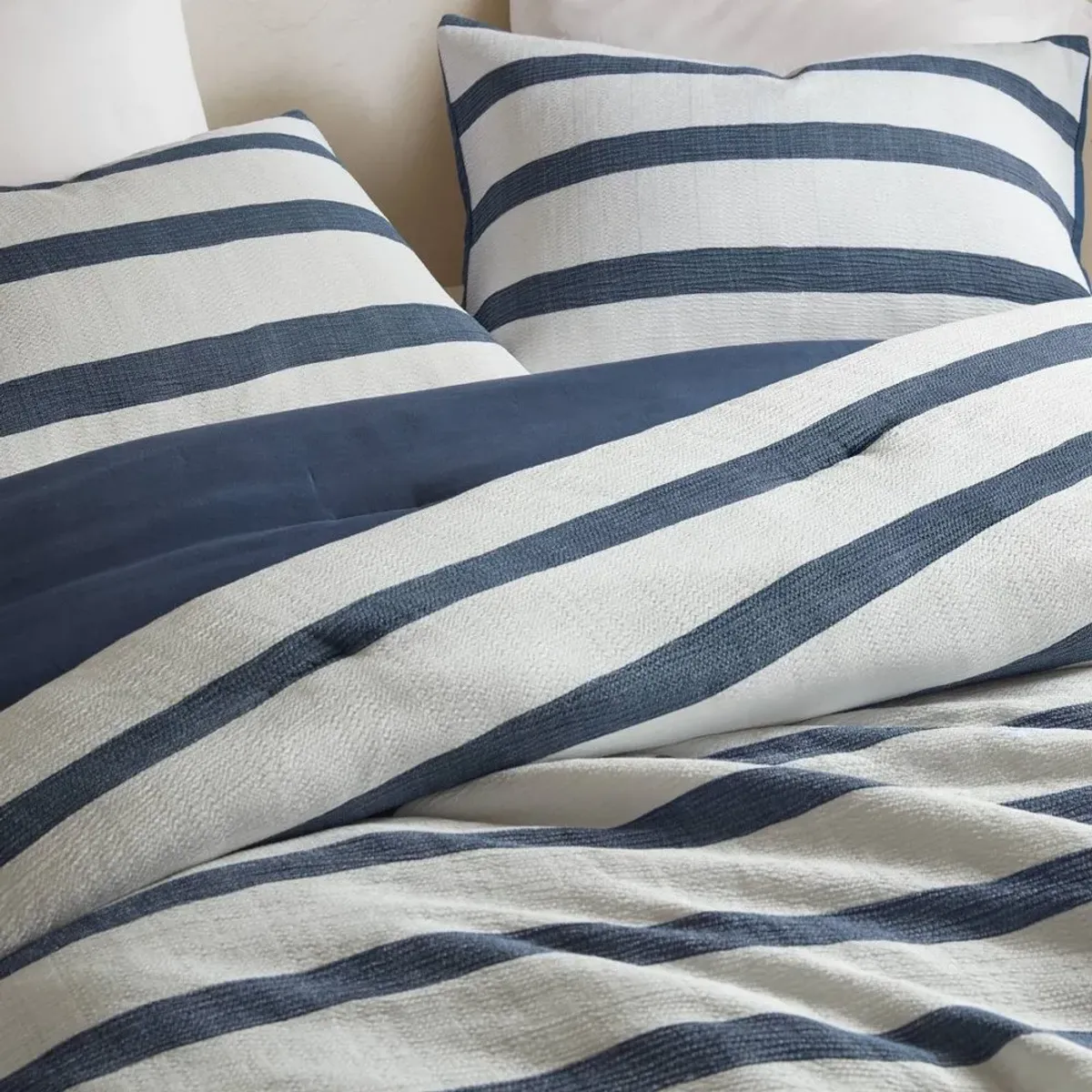 Queen Blue Stripe Comforter 3-Piece Set