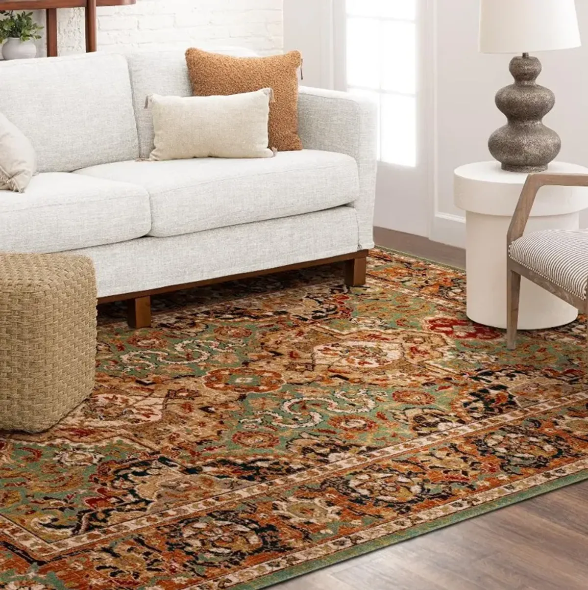 Dahar 8 x 11 Aquamarine Area Rug