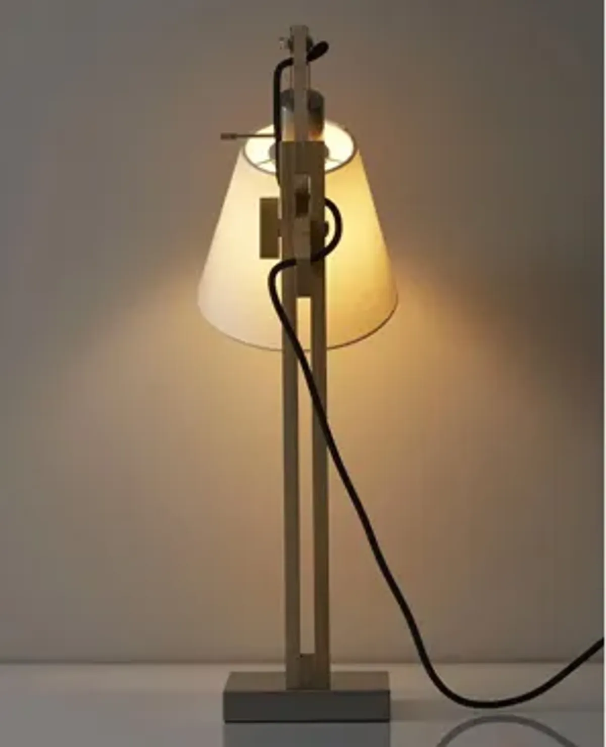 Walden Table Lamp