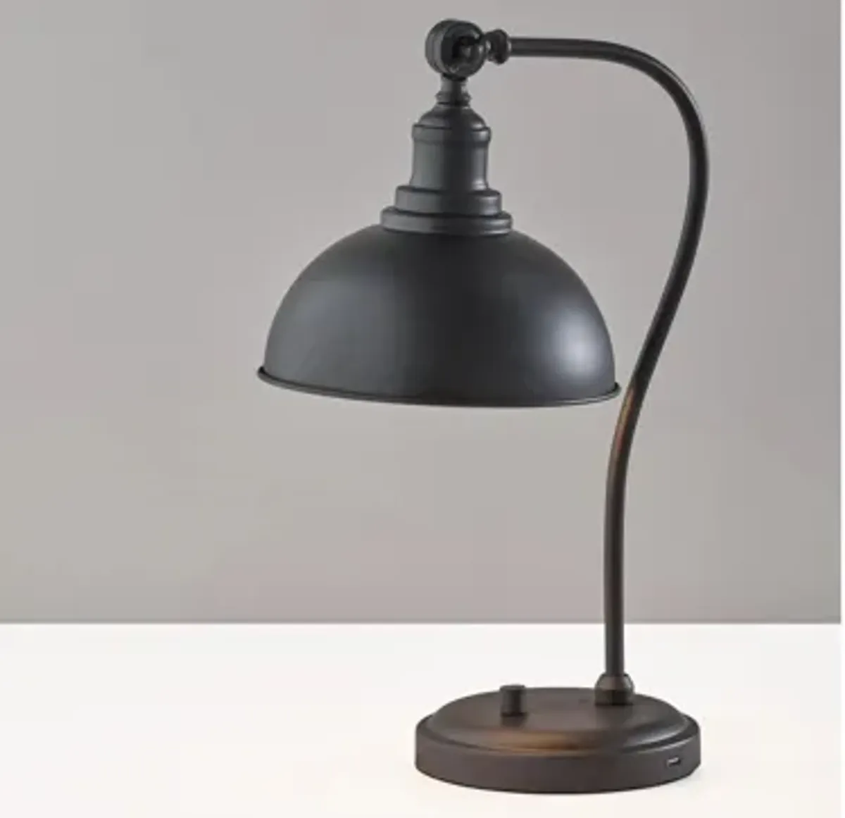 Wallace Desk Lamp