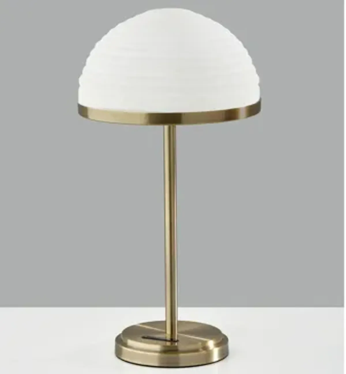 Juliana LED Table Lamp w. Smart Switch