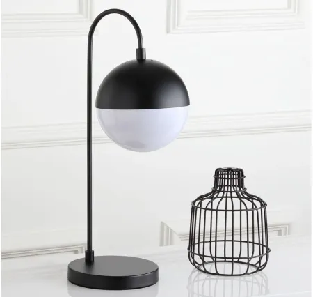 Derser Table Lamp in Black by Safavieh