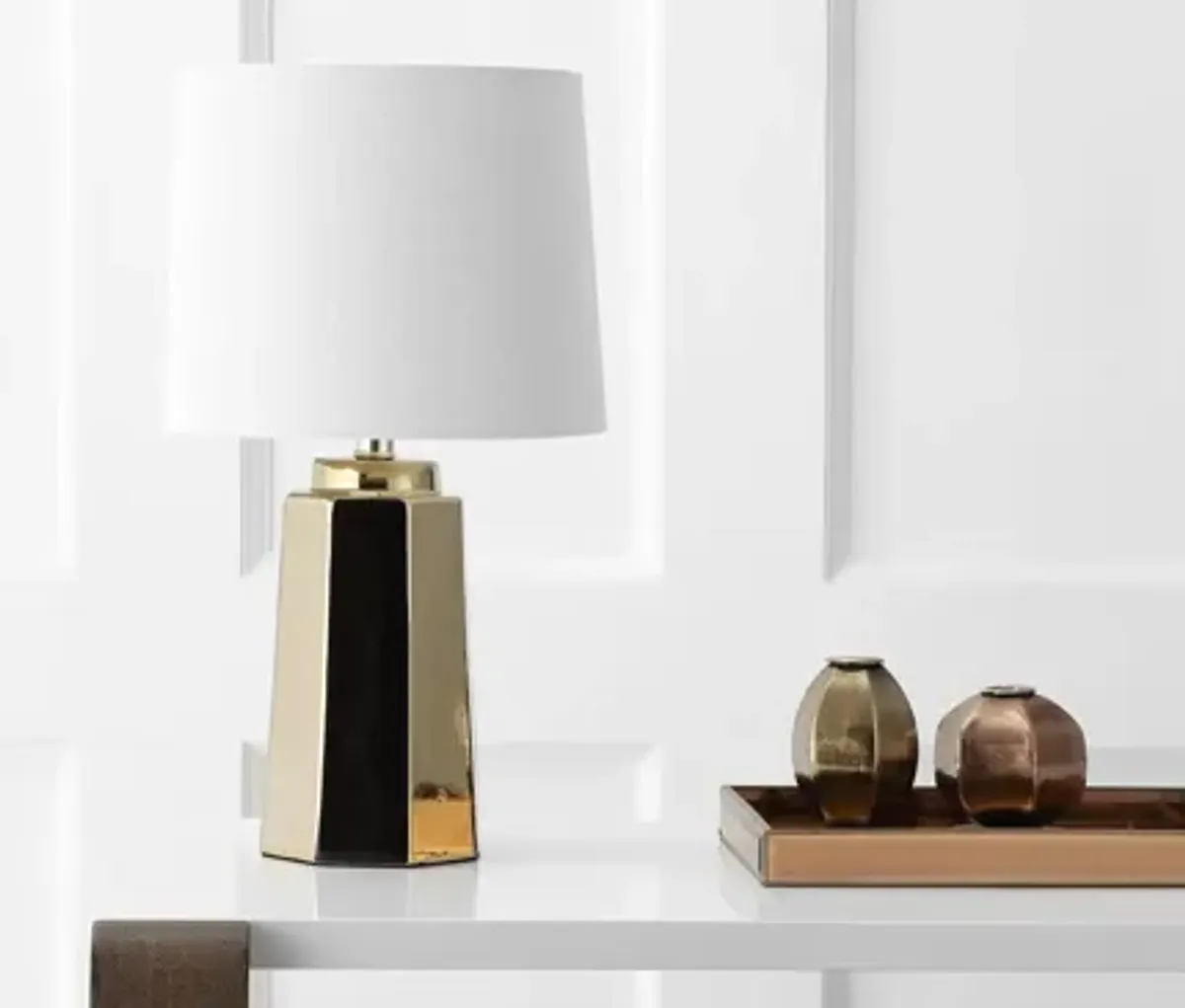 Bella Table Lamp