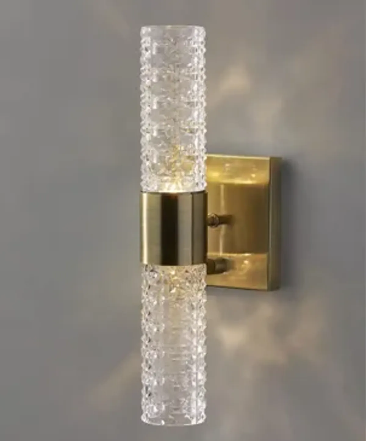 Harriet LED Wall Lamp