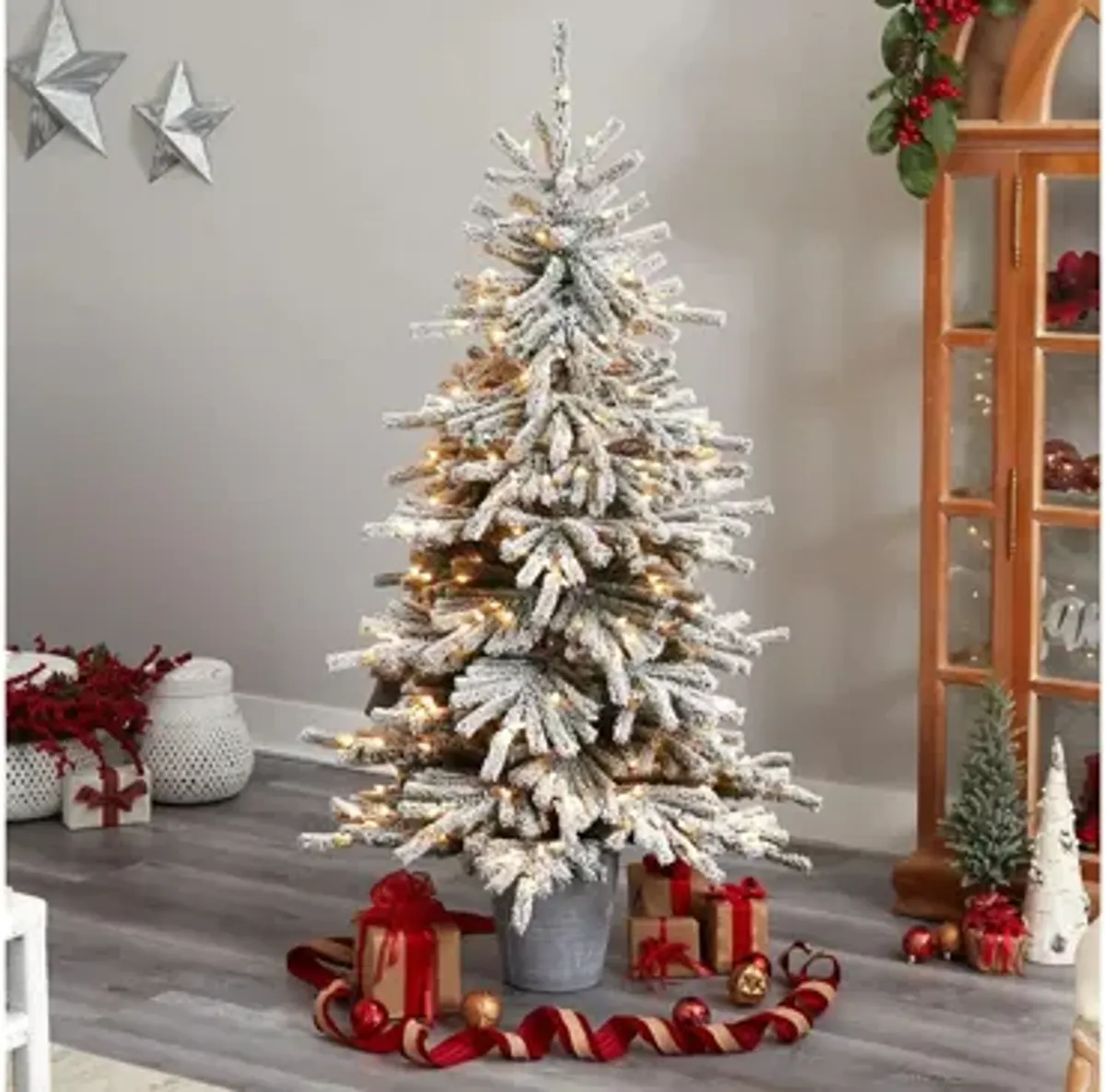 6' Pre-Lit Flocked Long Vermont Pine Artificial Tree