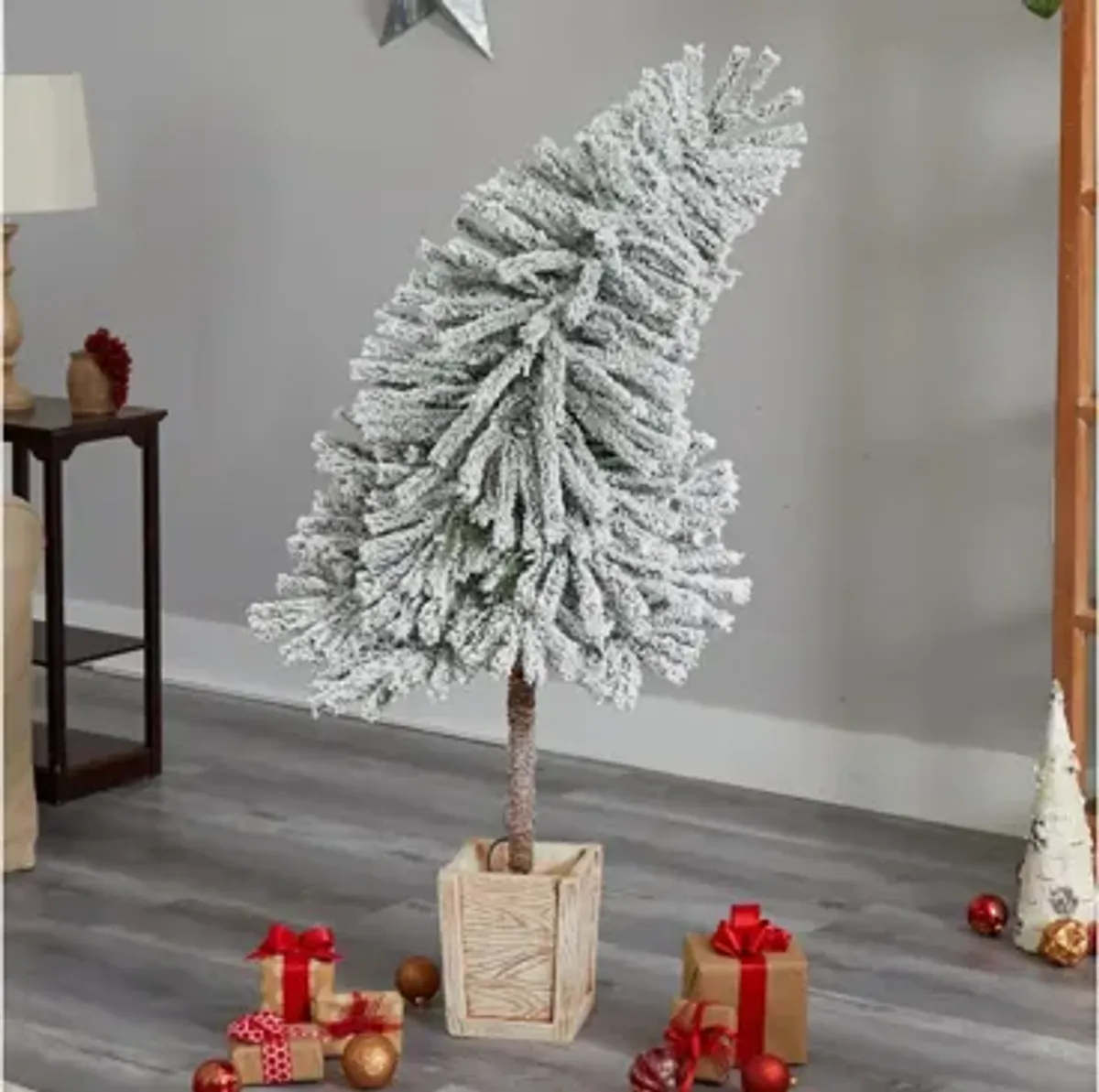 5' Pre-Lit Winter Flocked Leaning Artificial Tree