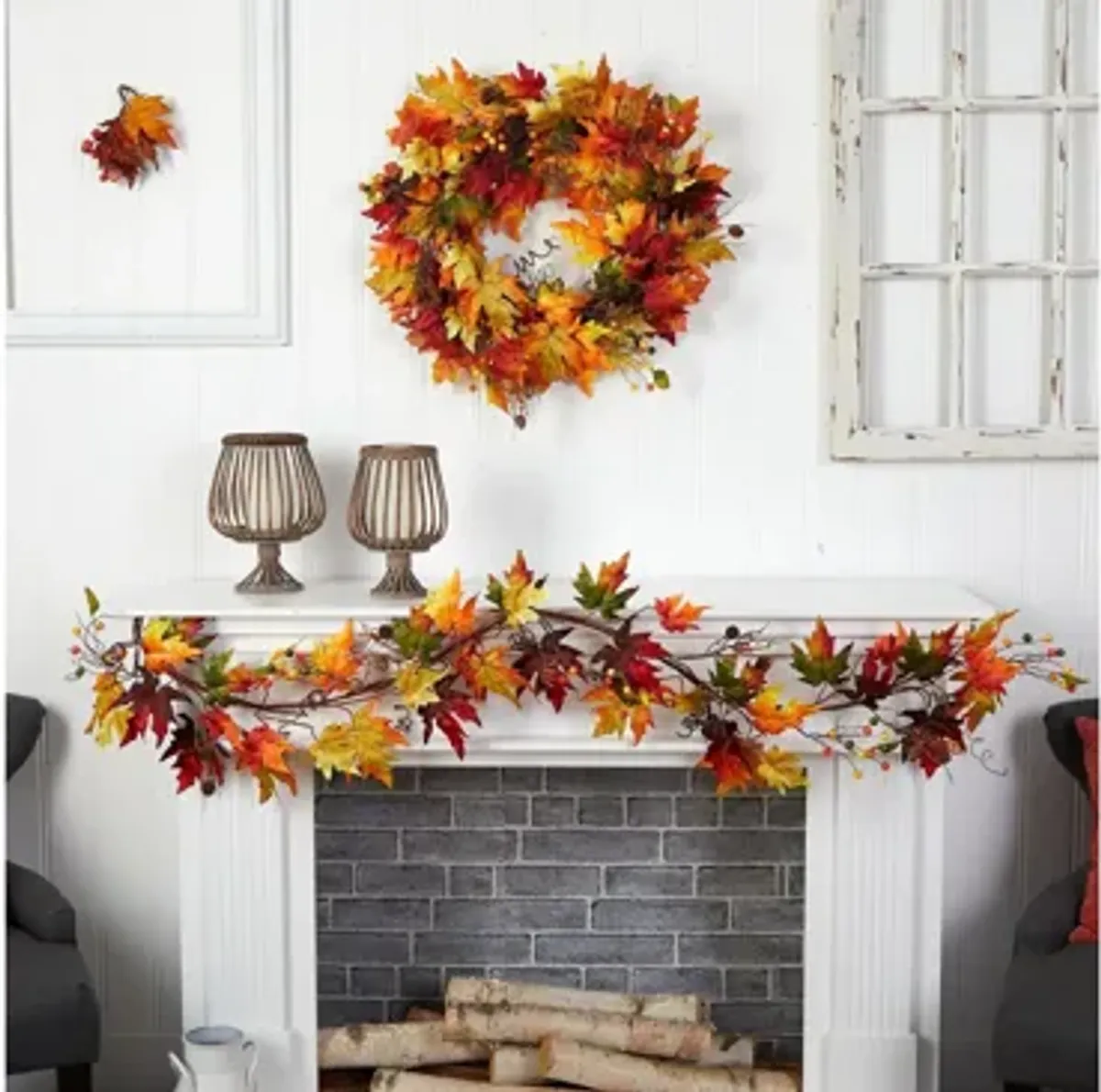 Crisp 6ft Maple Leaf and Berry Garland