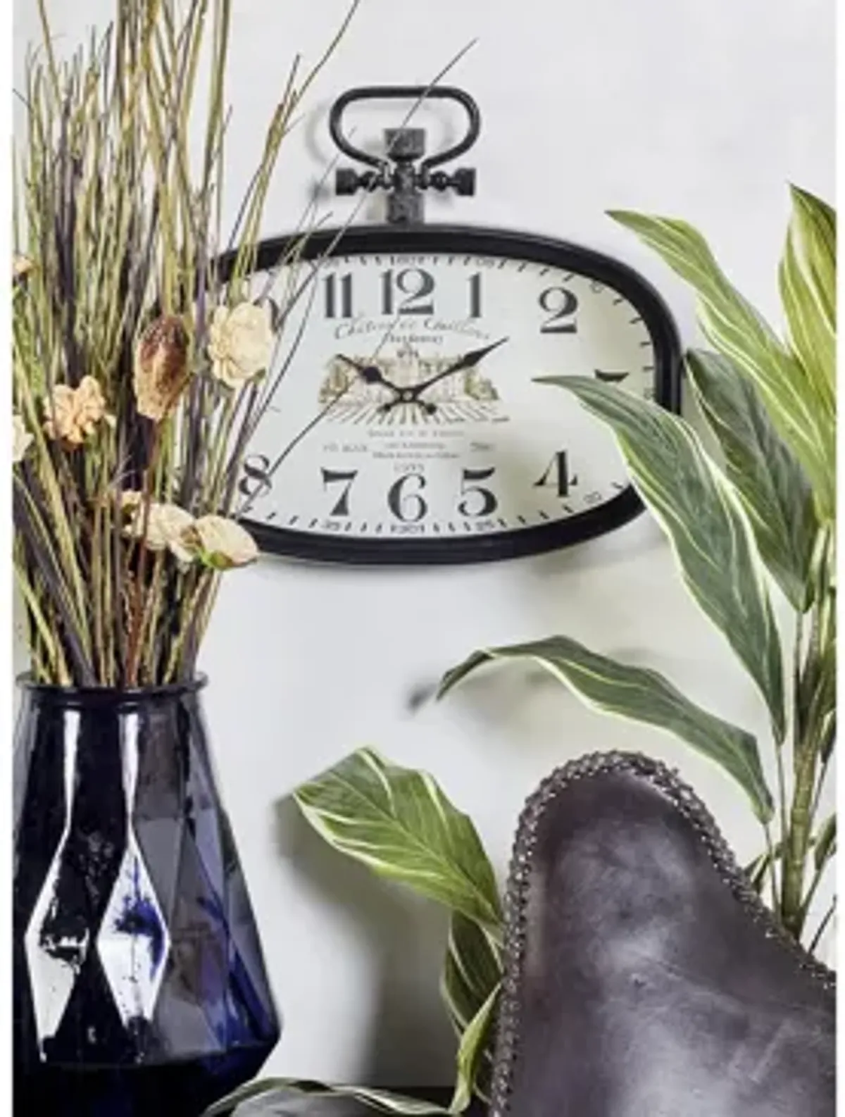 Ivy Collection Khan Wall Clock