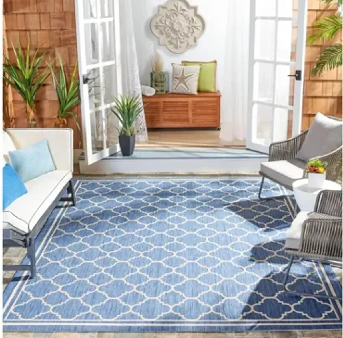 Courtyard Pathway Indoor/Outdoor Area Rug