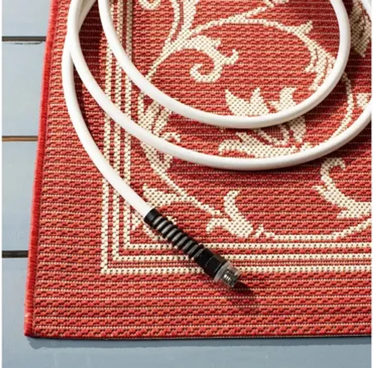 Courtyard Runner Rug