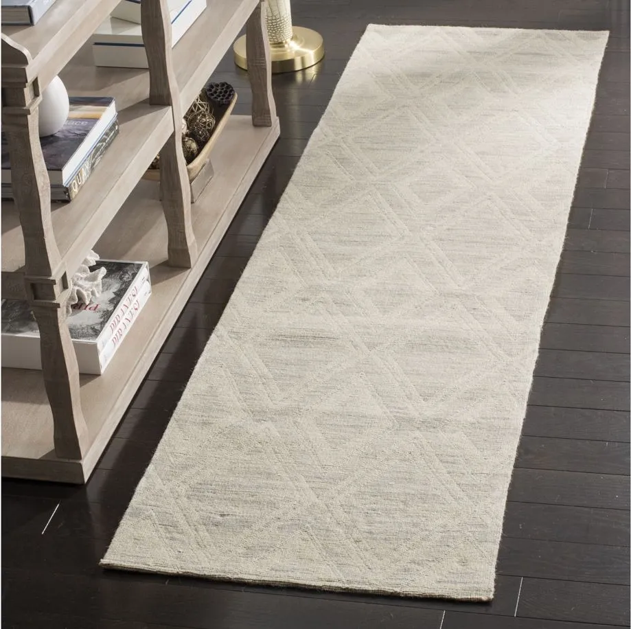 Marbella II Area Rug in Silver/Ivory by Safavieh