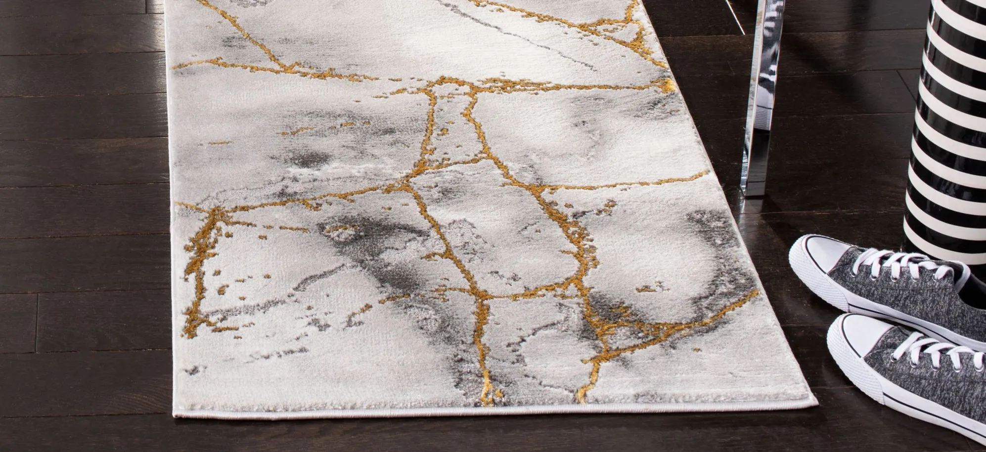 Craft Runner Rug in Gray/Gold by Safavieh