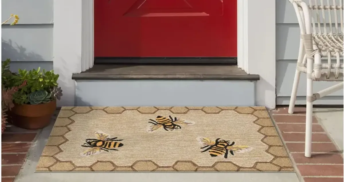 Liora Manne Honeycomb Bee Front Porch Rug