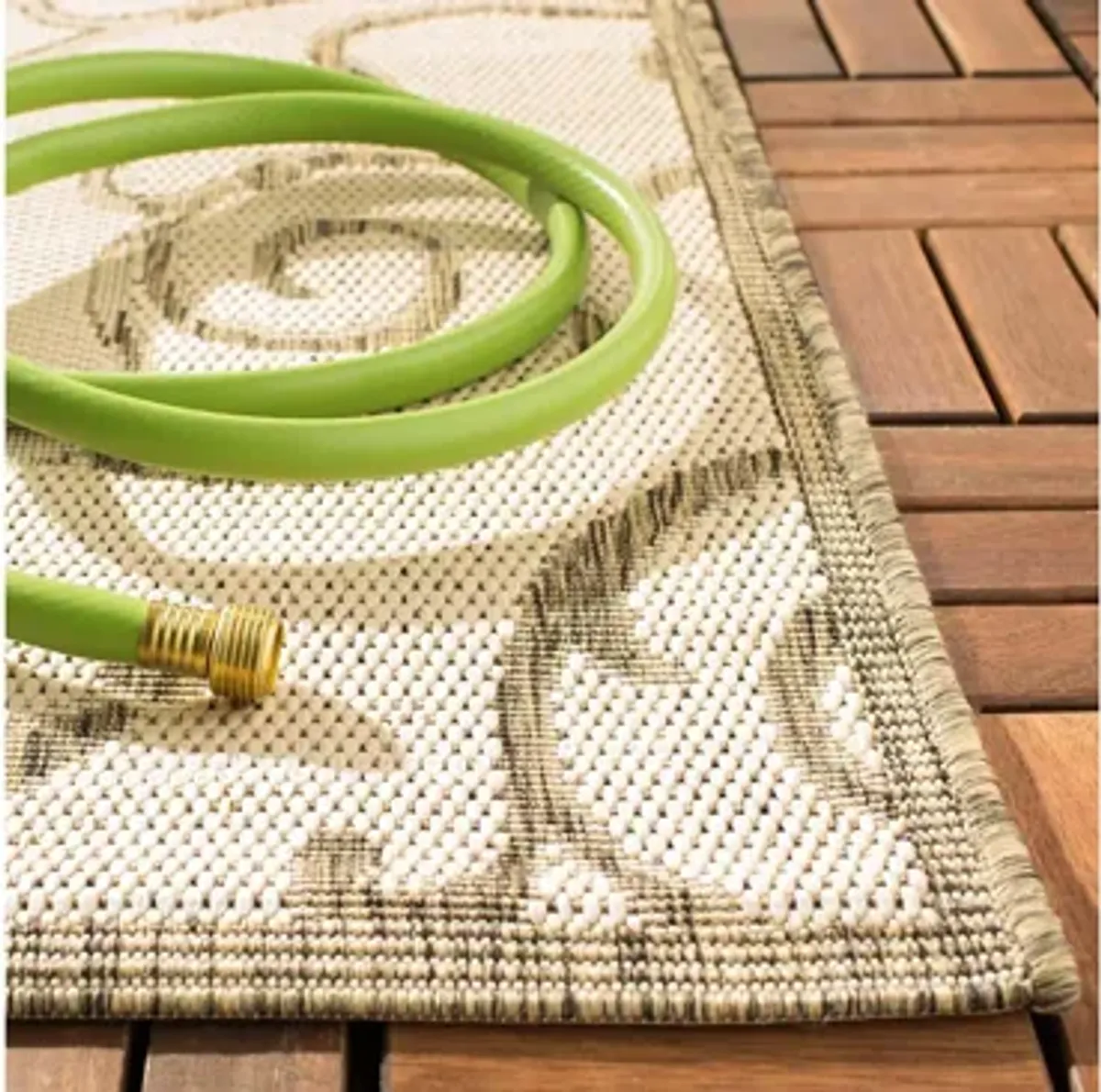 Courtyard Runner Rug