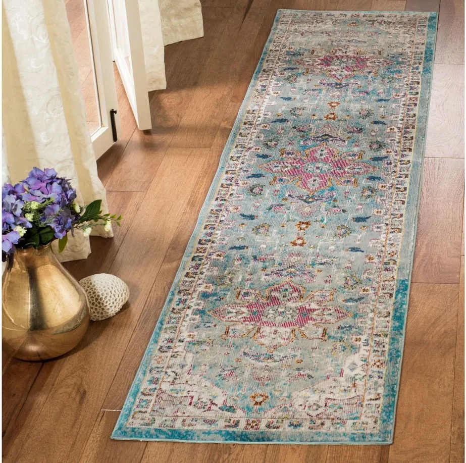 Aliza Area Rug in Green / Creme by Safavieh