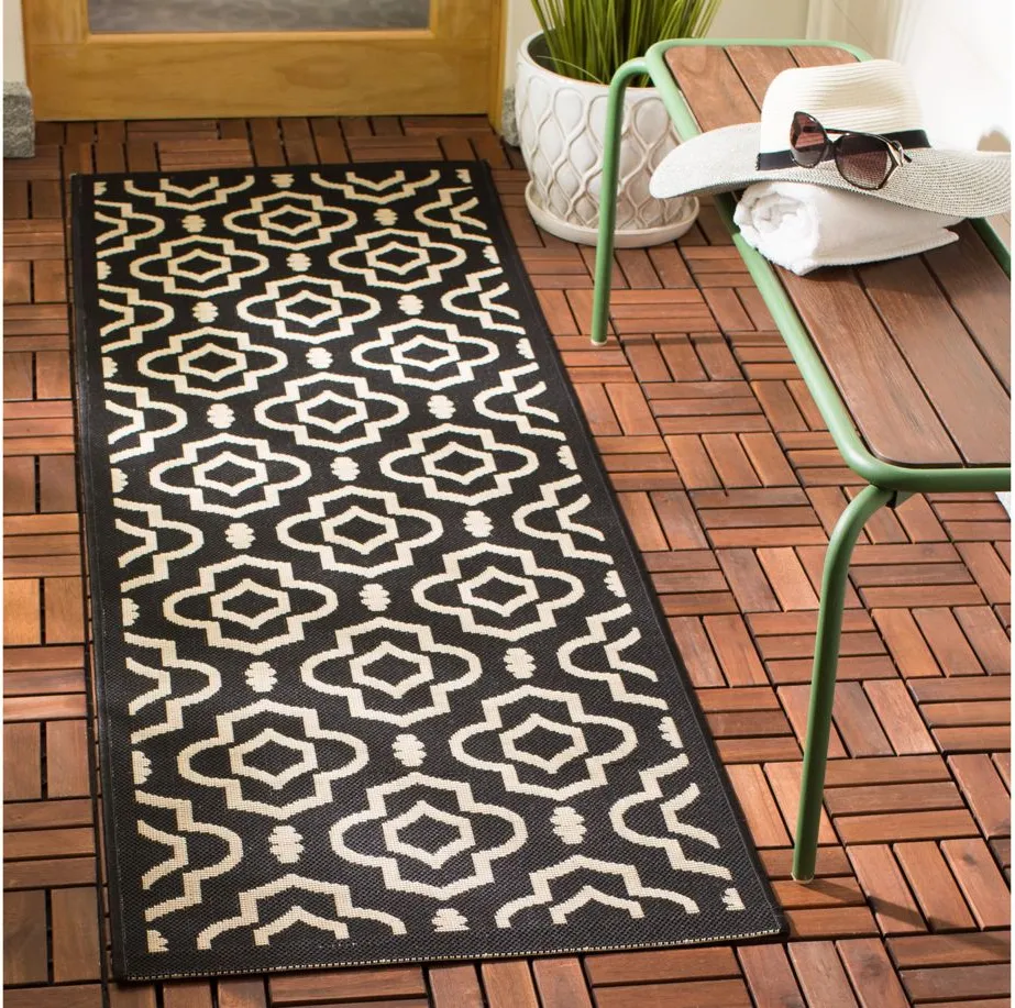 Courtyard Key Indoor/Outdoor Runner Rug in Black & Beige by Safavieh