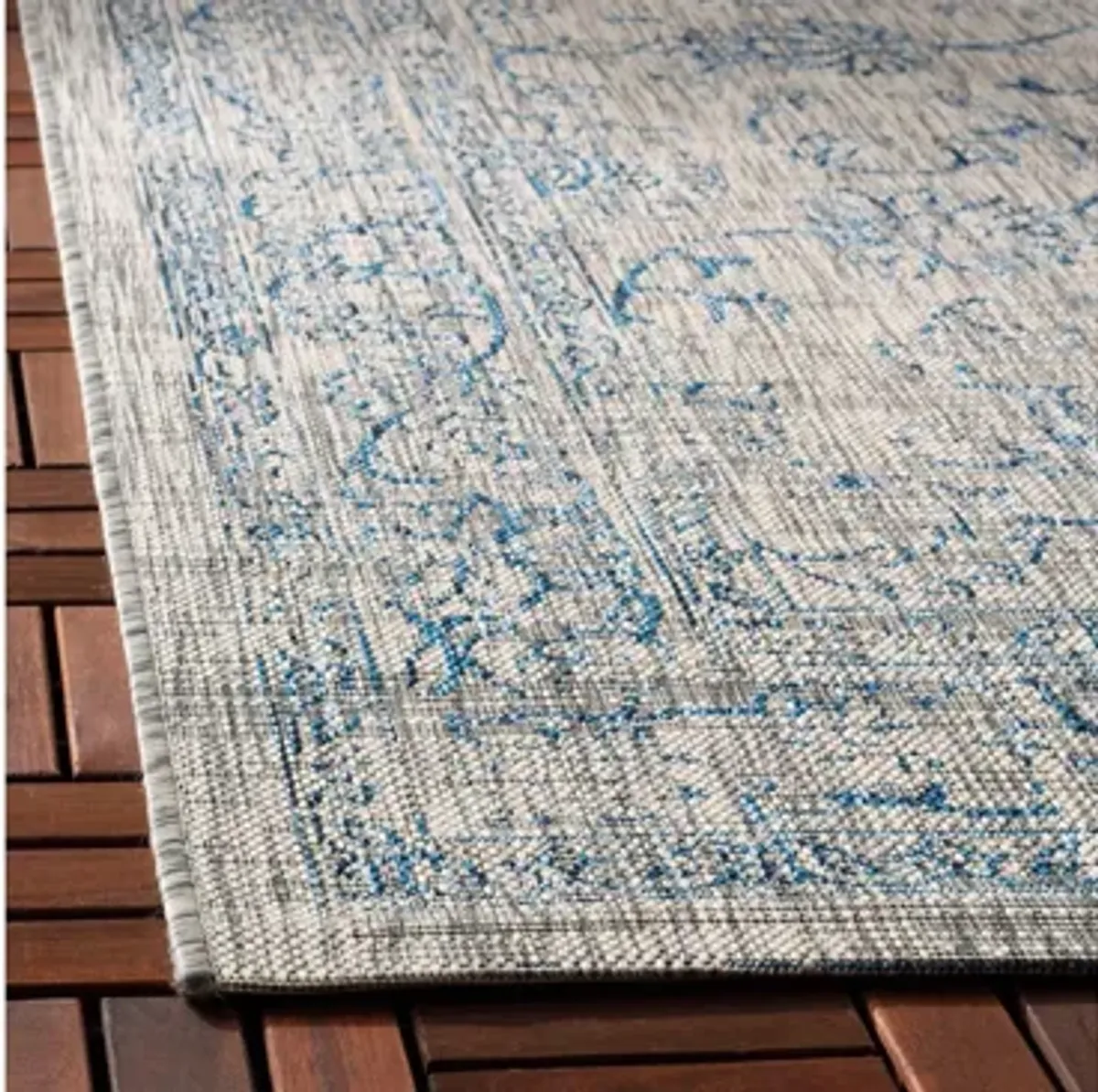 Courtyard Runner Rug