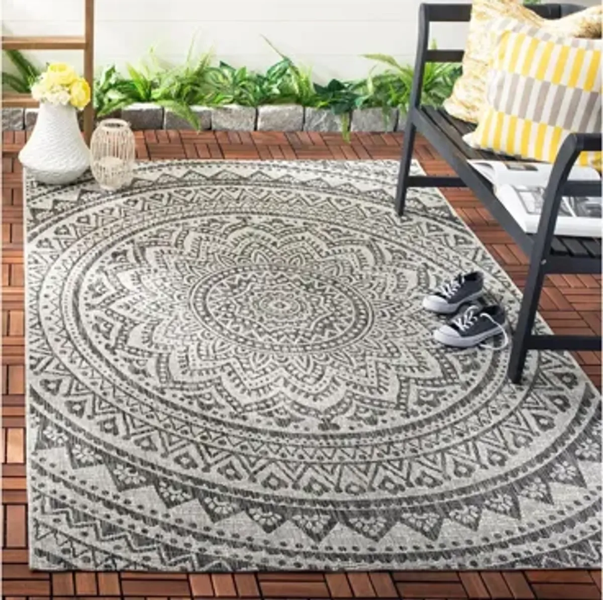 Courtyard Mandala Indoor/Outdoor Area Rug