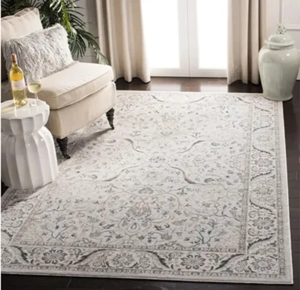 Isabella Area Rug