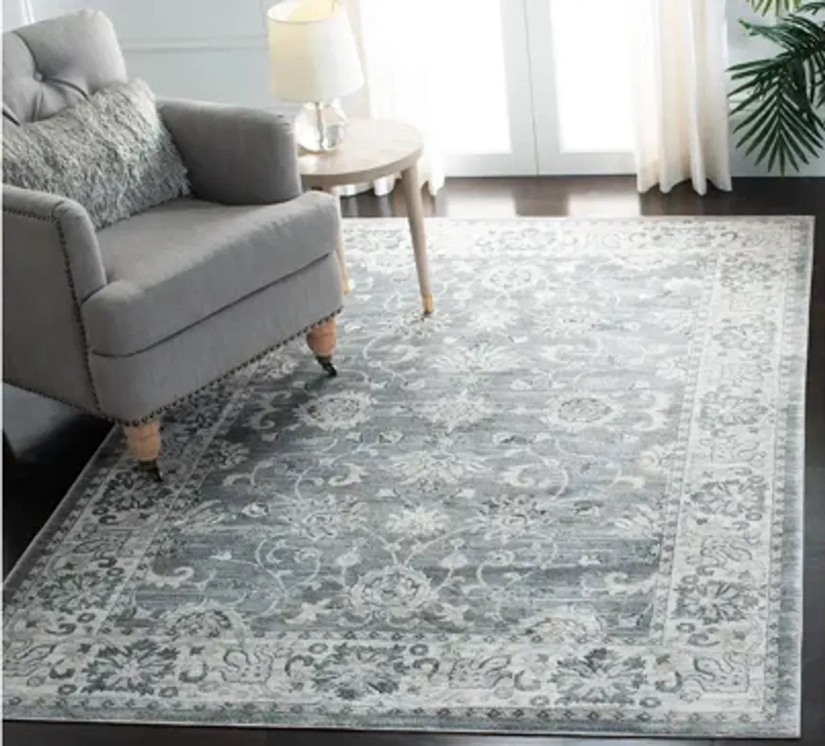 Isabella Area Rug