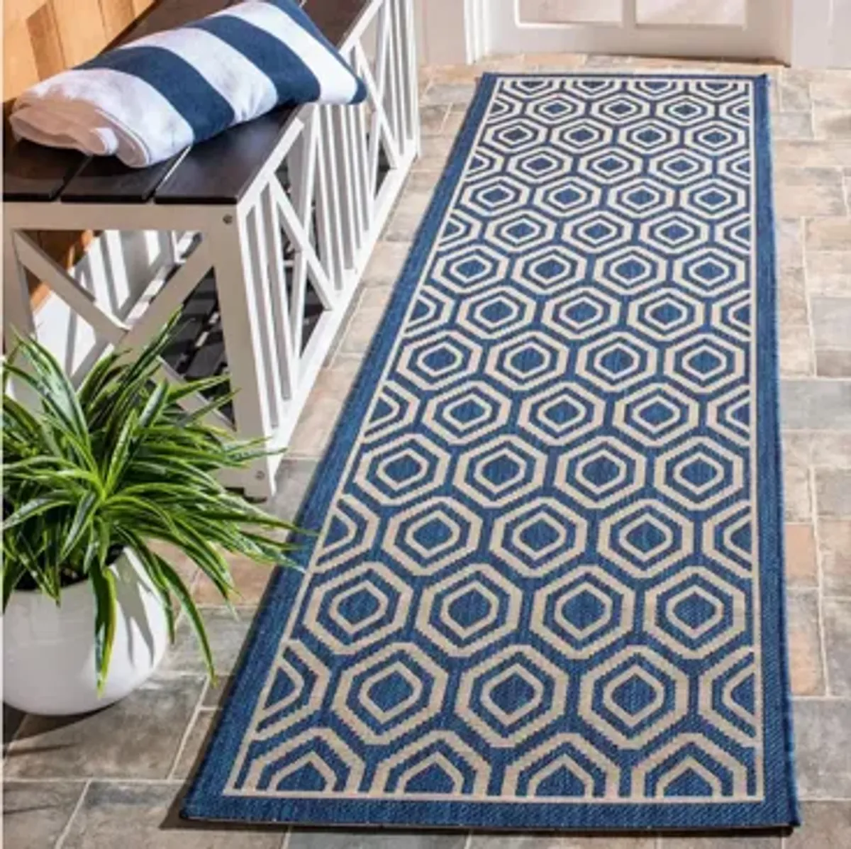 Courtyard Diamonds Indoor/Outdoor Runner Rug