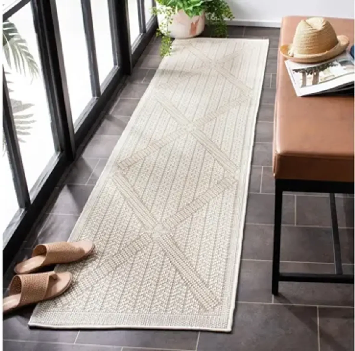 Bermuda Wide Diamond Indoor/Outdoor Runner Rug