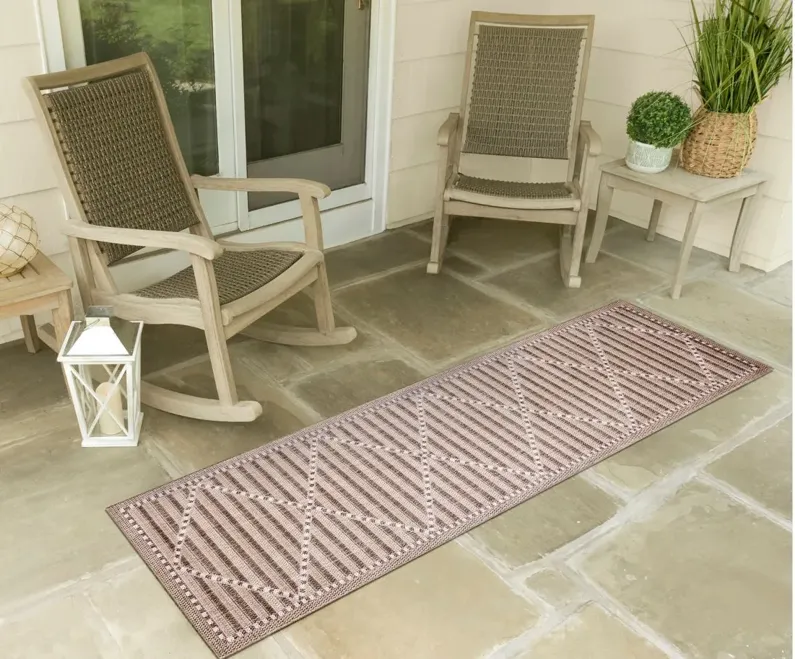 Liora Manne Malibu Checker Diamond Indoor/Outdoor Runner Rug in Neutral by Trans-Ocean Import Co Inc