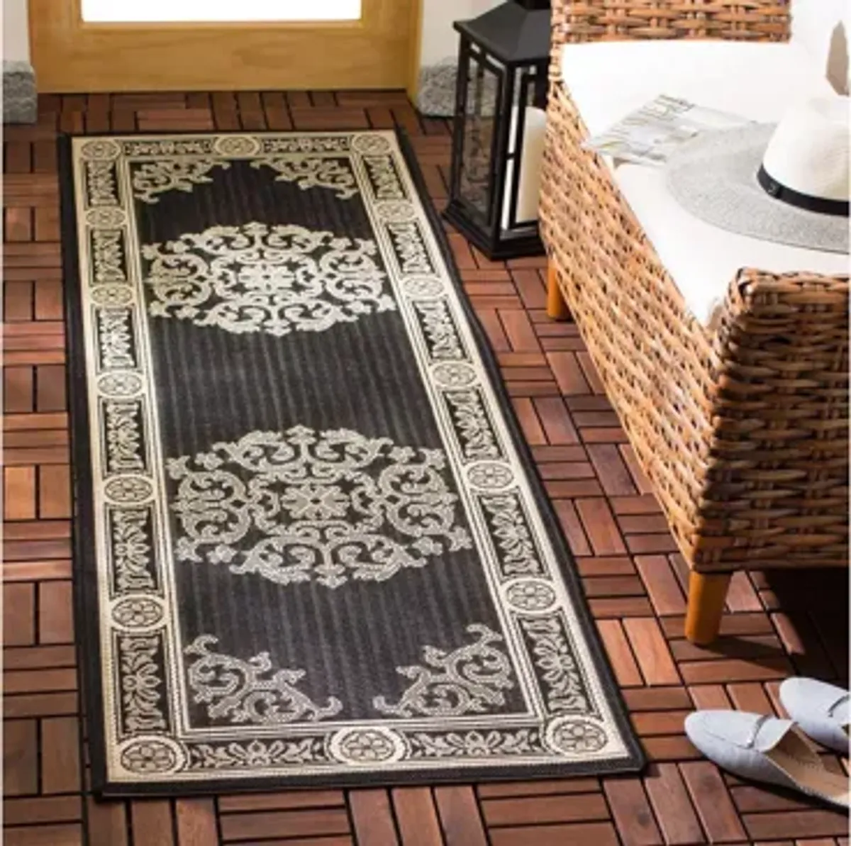 Courtyard Runner Rug