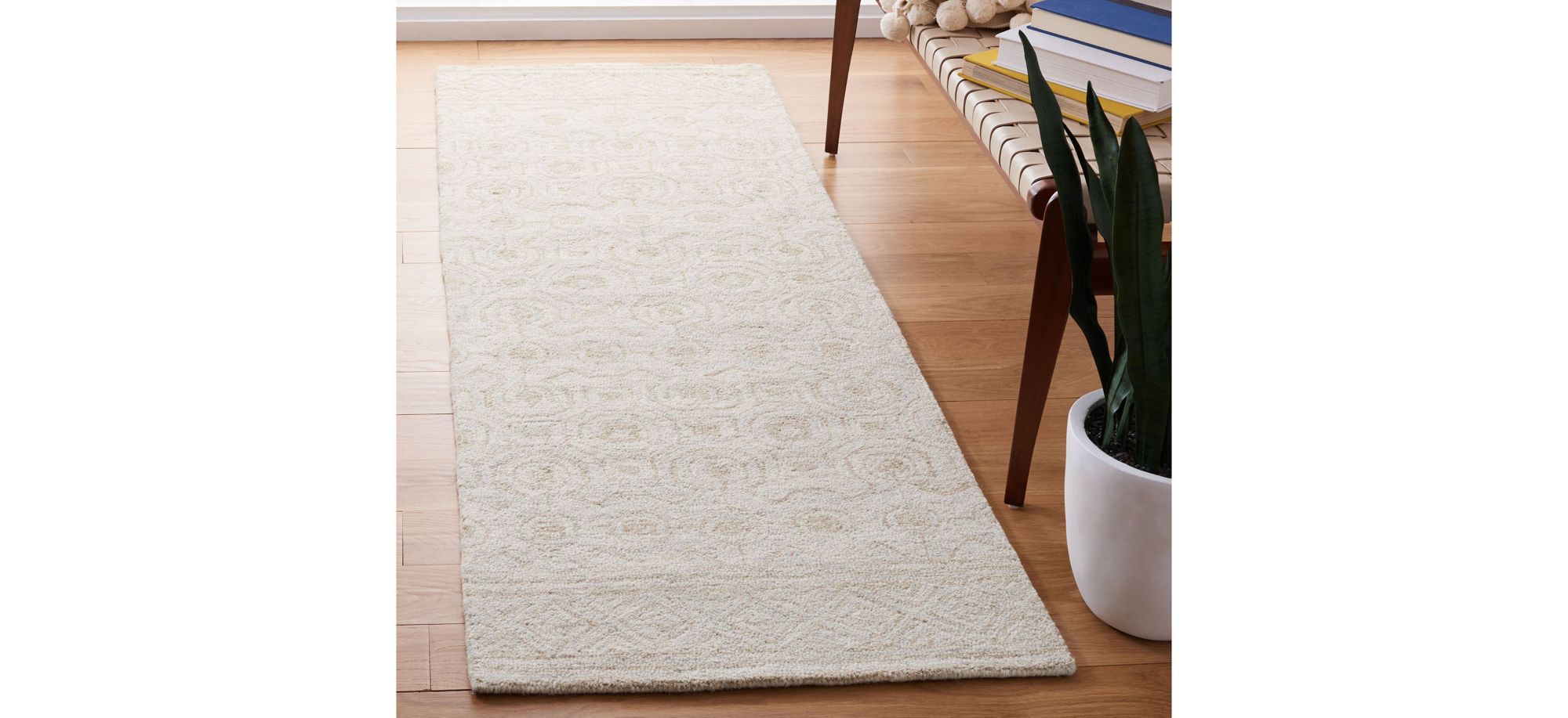 Kobayashi Runner Rug in Ivory & Light Green by Safavieh