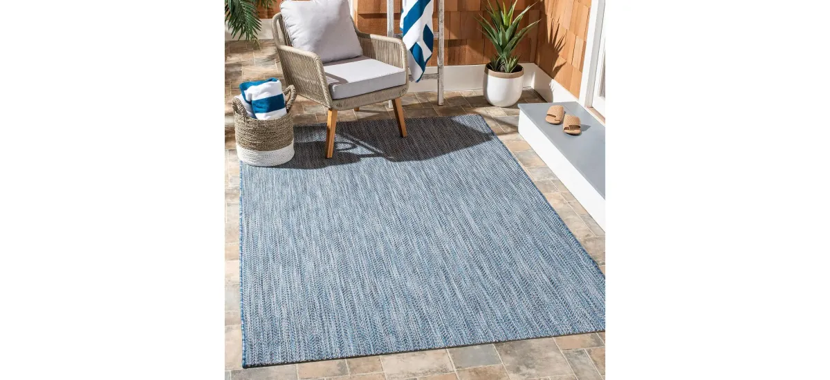 Courtyard Diamond Tile Indoor/Outdoor Area Rug