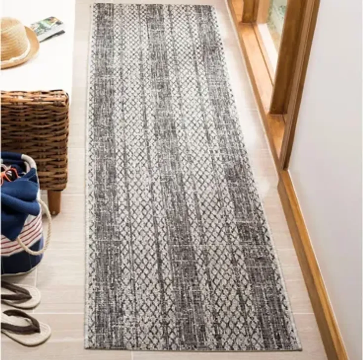 Courtyard Weave Indoor/Outdoor Runner Rug