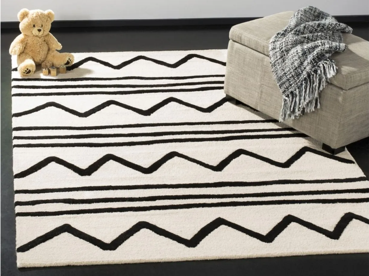 Zaiden Kid's Area Rug in Ivory & Black by Safavieh