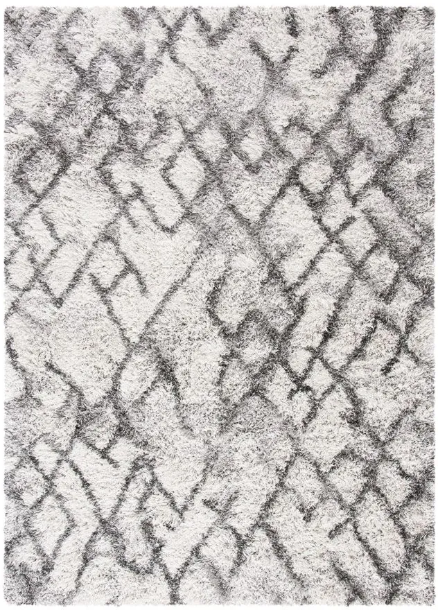 Horizon Area Rug in Gray/Ivory by Safavieh
