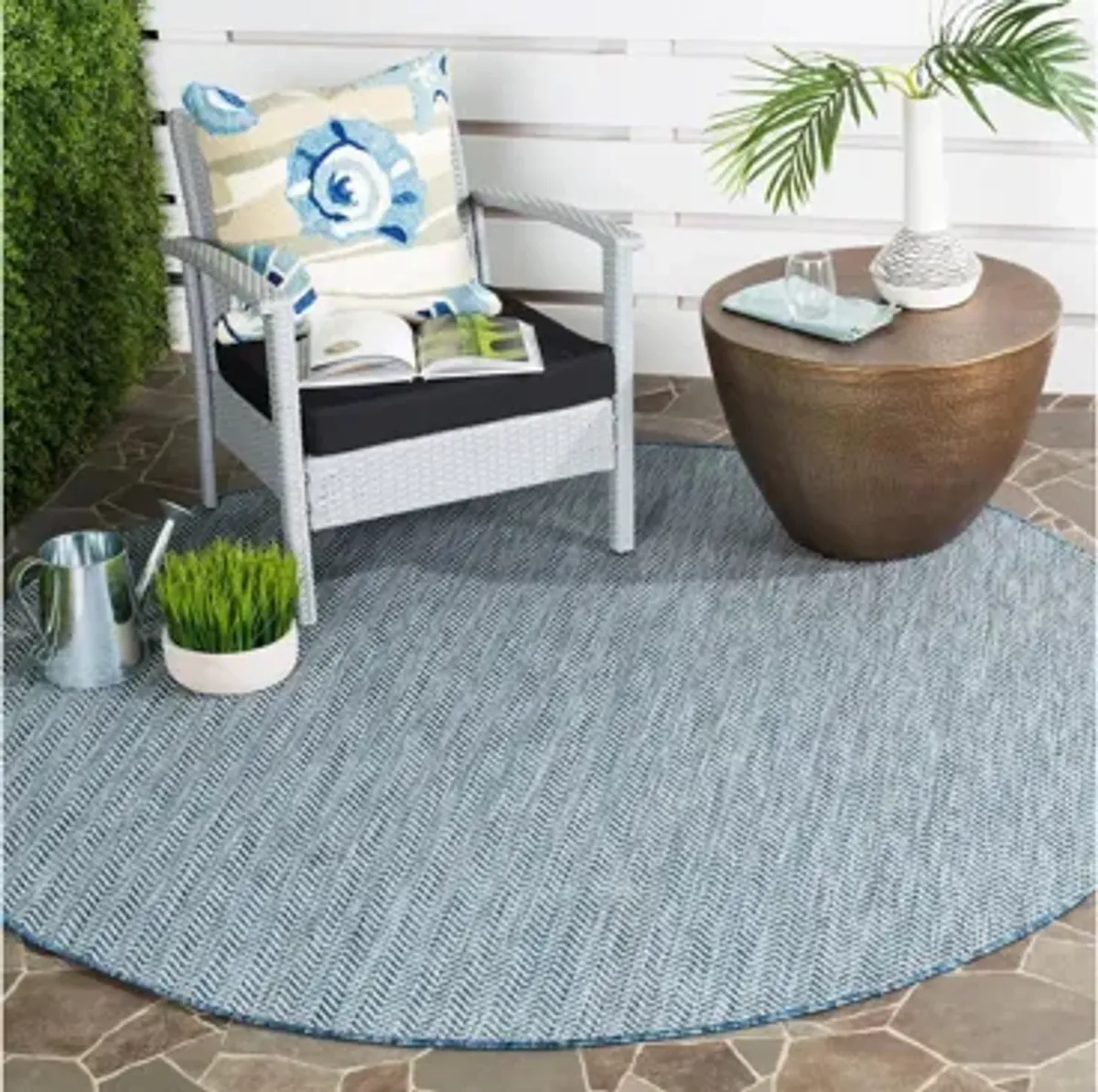 Courtyard Diamond Tile Indoor/Outdoor Area Rug Round