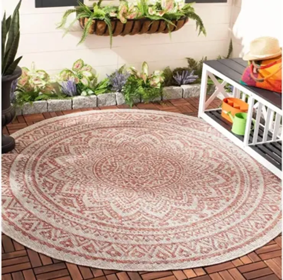 Courtyard Mandala Indoor/Outdoor Area Rug Round