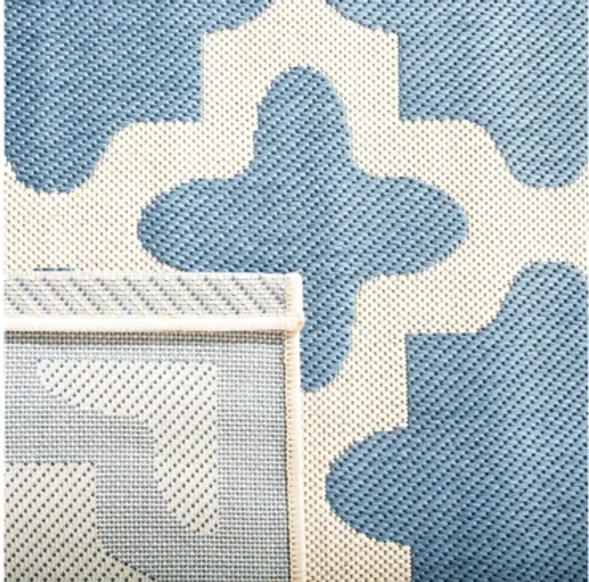Courtyard Tile Indoor/Outdoor Area Rug Round