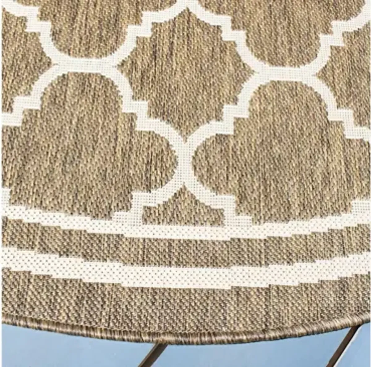Courtyard Pathway Indoor/Outdoor Area Rug Round