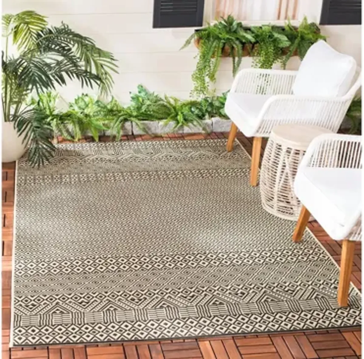 Courtyard Weave Indoor/Outdoor Area Rug