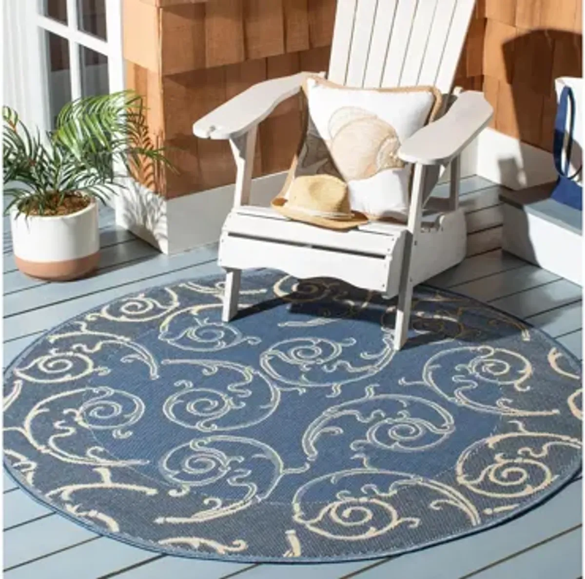 Courtyard Home Indoor/Outdoor Area Rug Round