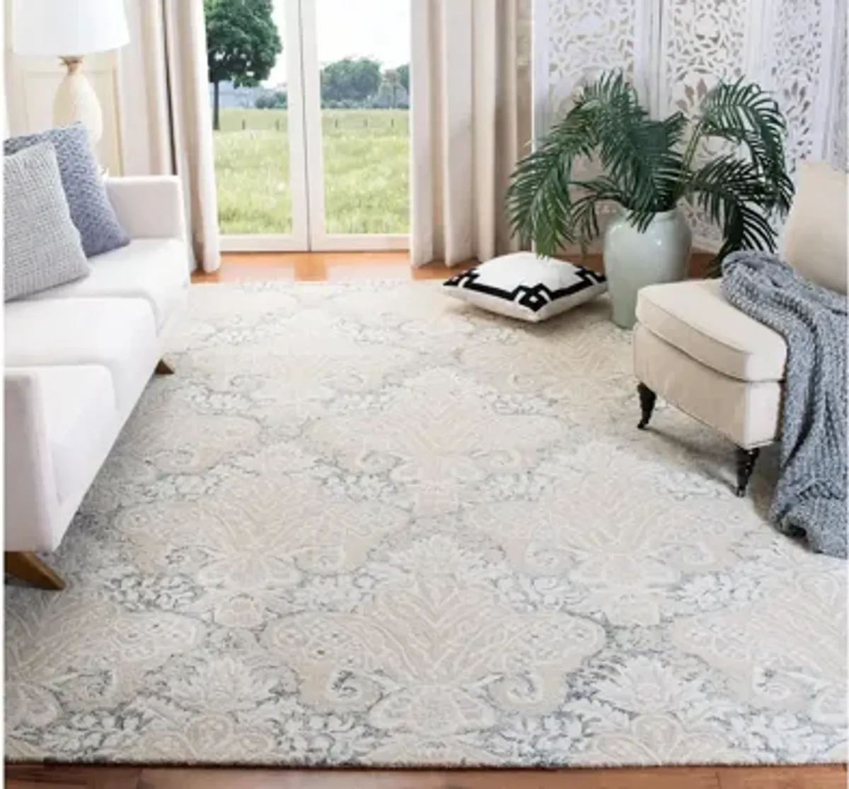Nyneave Area Rug