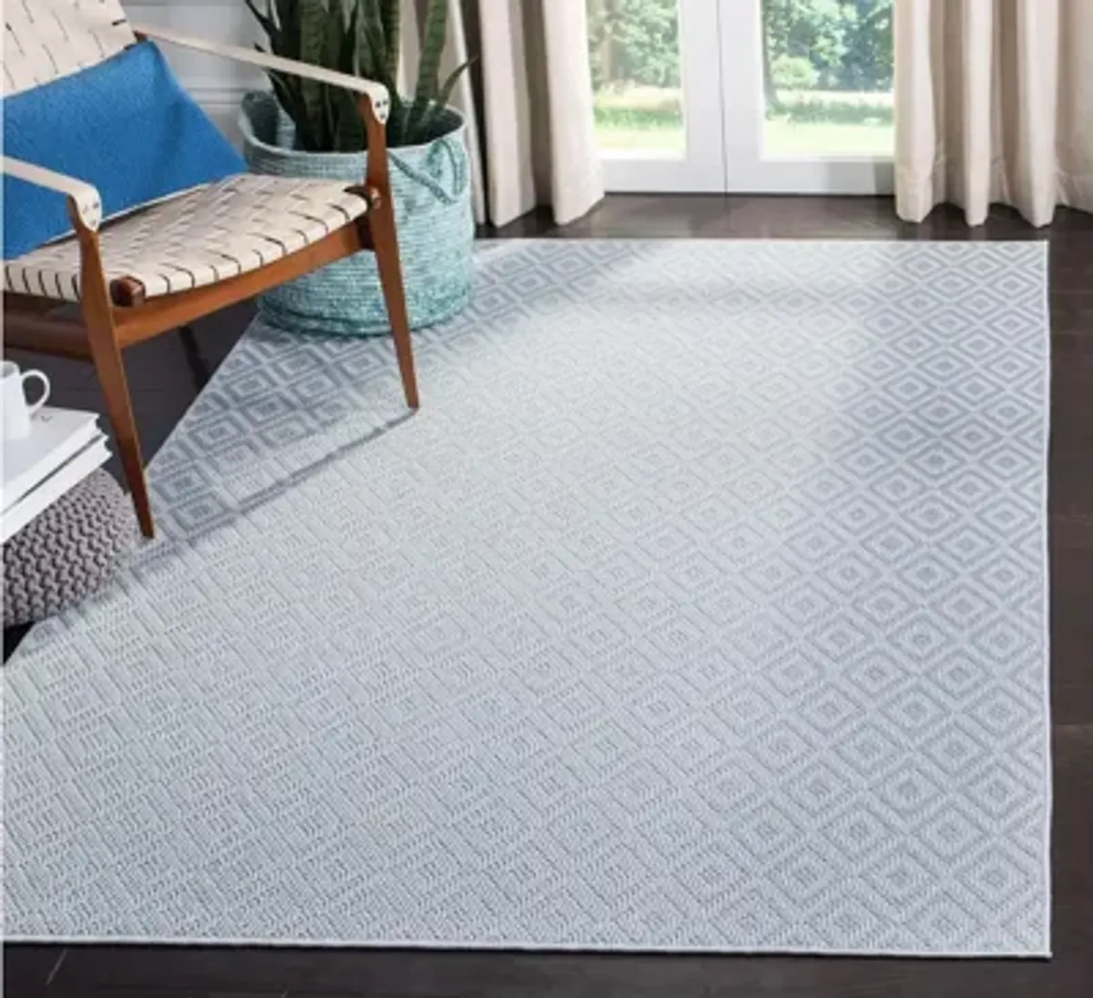 Bermuda Tight Diamond Indoor/Outdoor Area Rug