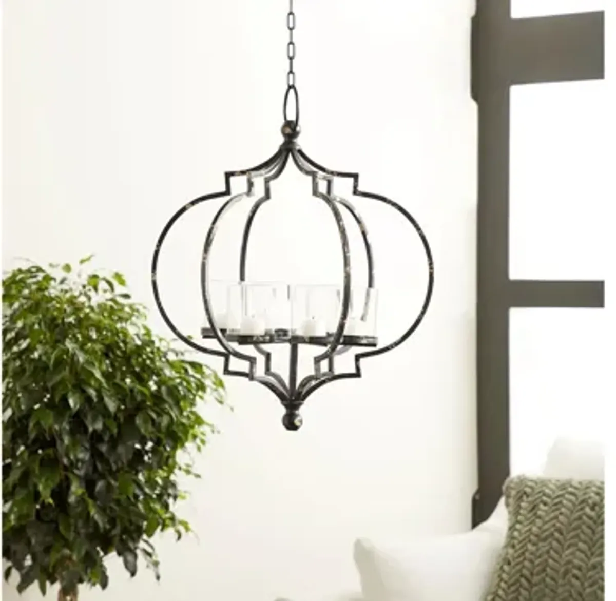 Ivy Collection Slobodan Candle Holder