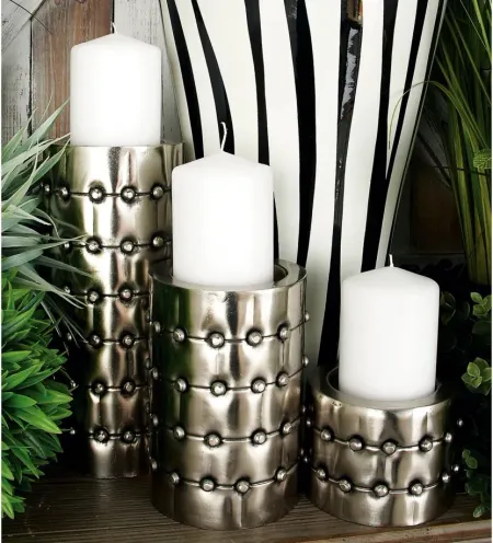 Ivy Collection Upscale Candle Holders Set of 3 in Silver by UMA Enterprises