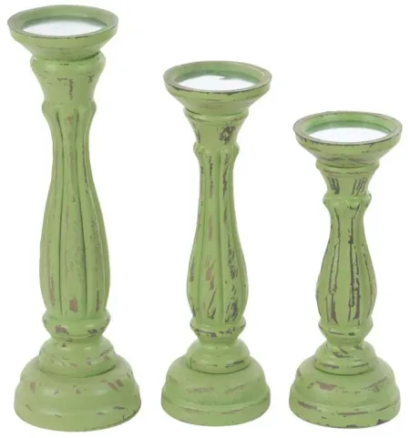 Ivy Collection Kenyatta Candle Holders Set of 3 in Green by UMA Enterprises