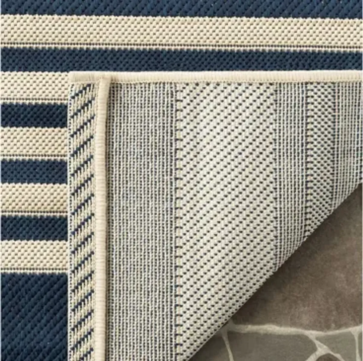 Courtyard Indoor/Outdoor Runner Rug