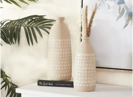 Ivy Collection Salyndas Vase Set of 2 in Beige by UMA Enterprises