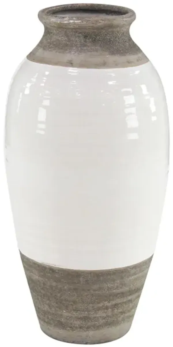 Ivy Collection Titusville Vase