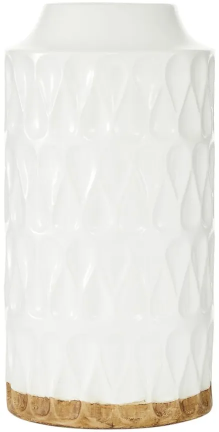 Ivy Collection Momoko Vase in White by UMA Enterprises
