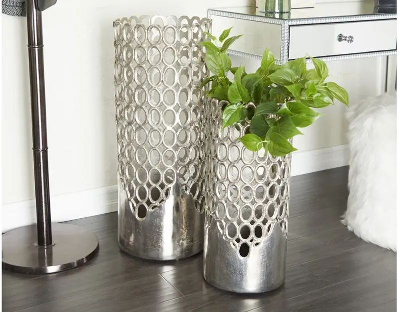 Ivy Collection Rokeclif Vase Set of 2 in Silver by UMA Enterprises