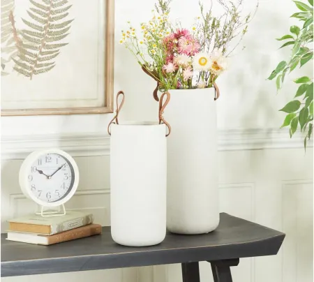 Ivy Collection Eisvogel Vase Set of 2 in White by UMA Enterprises